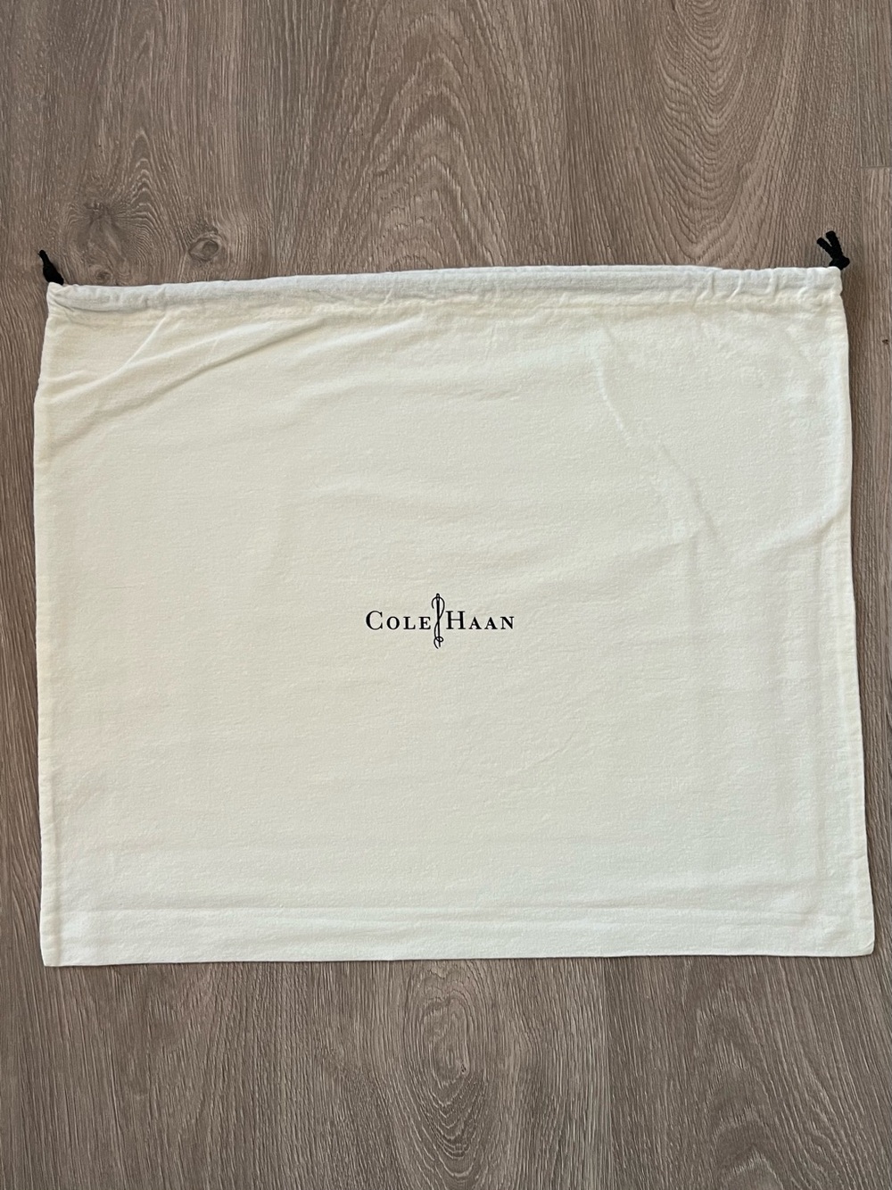 Cole Haan dust bag (C275)